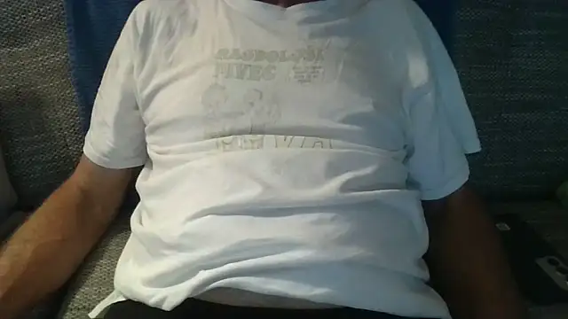 Snapshot of velikifant7 chatting on 05-21-26, 05:53 velikifant7 online show from 05-21-26, 05:53