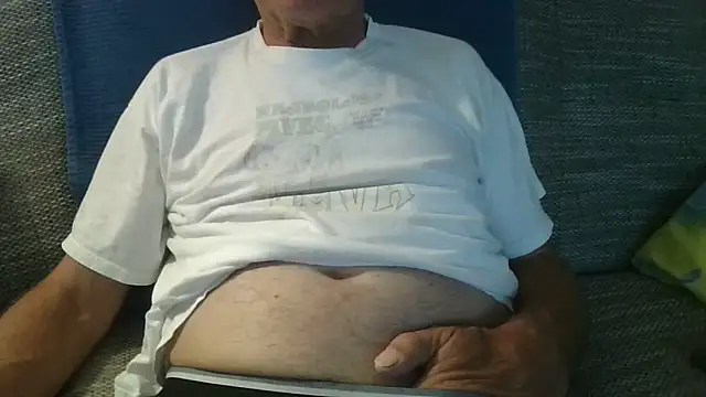 Snapshot of velikifant7 chatting on 05-22-26, 06:02 velikifant7 online show from 05-22-26, 06:02