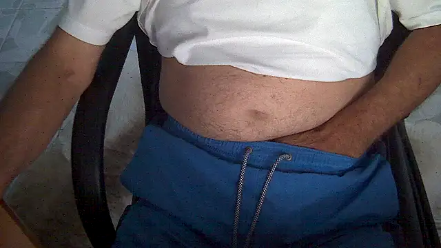 Snapshot of velikifant7 chatting on 07-10-26, 04:28 velikifant7 online show from 07-10-26, 04:28