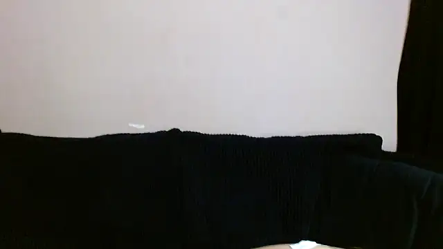   Leyla   online show from 11-20-25, 04:40