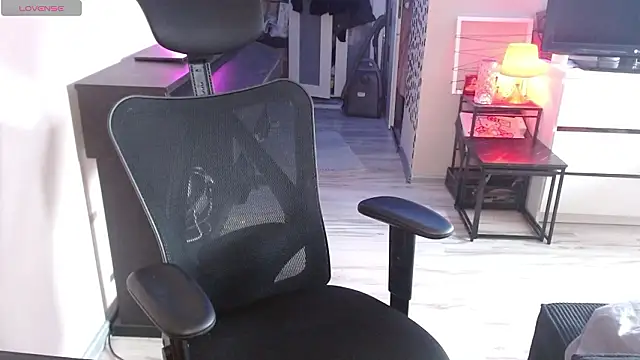   Leyla   online show from 02-22-26, 02:15