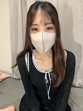 Snapshot of riri__nyan_o0 chatting on 10-06-25, 05:16 riri nyan o0 online show from 10-06-25, 05:16