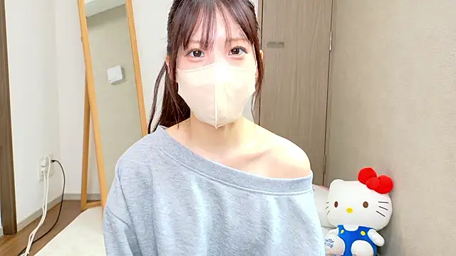 Snapshot of riri__nyan_o0 chatting on 02-16-26, 05:14 riri nyan o0 online show from 02-16-26, 05:14