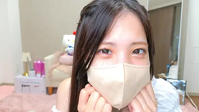 riri  nyan o0 online show from 07-04-26, 10:43