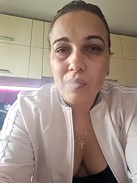 Snapshot of PalomaDesireee chatting on 10-09-25, 08:23 PalomaDesireee online show from 10-09-25, 08:23