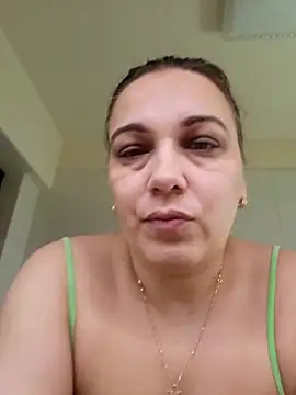 Snapshot of PalomaDesireee chatting on 11-14-25, 09:08 PalomaDesireee online show from 11-14-25, 09:08