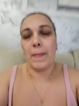 Snapshot of PalomaDesireee chatting on 03-09-26, 05:06 PalomaDesireee online show from 03-09-26, 05:06