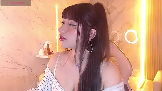 Snapshot of Sophia_tf chatting on 09-16-25, 01:23 Sophia tf online show from 09-16-25, 01:23