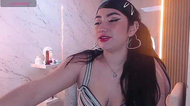 Snapshot of Sophia_tf chatting on 09-20-25, 01:23 Sophia tf online show from 09-20-25, 01:23