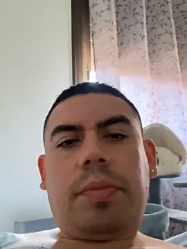 Snapshot of davidxxx099 chatting on 02-22-26, 02:37 davidxxx099 online show from 02-22-26, 02:37