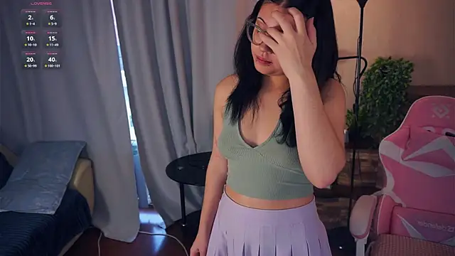 Snapshot of VerniceEngelking chatting on 10-20-25, 06:25 VerniceEngelking online show from 10-20-25, 06:25