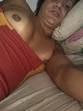 Snapshot of fabiolabarros chatting on 10-08-25, 12:36 fabiolabarros online show from 10-08-25, 12:36