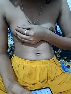 Snapshot of maya-Couple19 chatting on 11-26-25, 06:09 maya-Couple19 online show from 11-26-25, 06:09