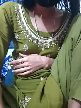 Snapshot of maya-Couple19 chatting on 12-20-25, 05:14 maya-Couple19 online show from 12-20-25, 05:14