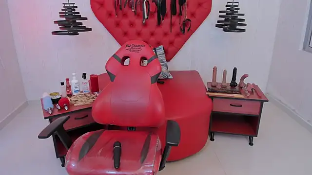 Miiaa Foxyy  online show from 09-13-25, 04:23