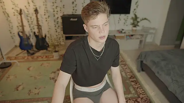 RusBradPitt online show from 12-19-25, 03:30