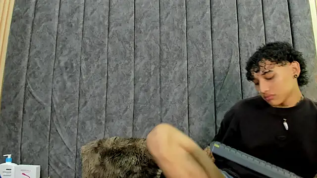 DustinandJordan online show from 09-18-25, 05:09