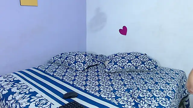 Snapshot of onixandghosty1 chatting on 09-11-25, 07:03 onixandghosty1 online show from 09-11-25, 07:03