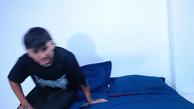 onixandghosty1 online show from 04-11-26, 07:07