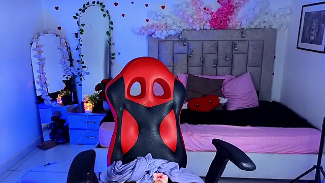 Isla rosee18 online show from 04-21-26, 01:42