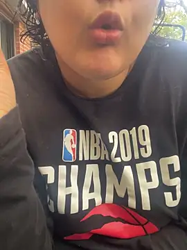 inked nekoo online show from 10-25-25, 07:08