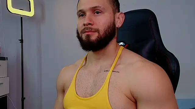 andrewcorey1 online show from 05-06-26, 06:30
