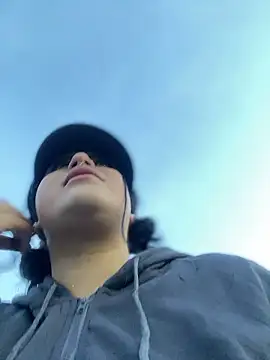 Snapshot of Tokio_Sakura chatting on 01-08-26, 11:07 Tokio Sakura online show from 01-08-26, 11:07