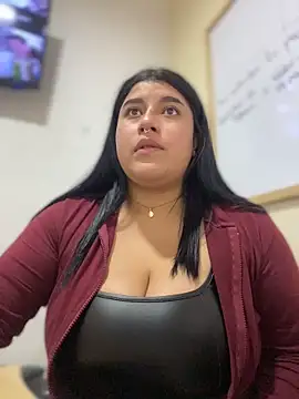 Snapshot of Tokio_Sakura chatting on 02-14-26, 05:43 Tokio Sakura online show from 02-14-26, 05:43