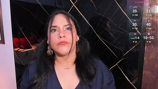 TIFFANY GLOW   online show from 09-14-25, 08:08