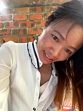 Snapshot of Xudaymin chatting on 09-08-25, 11:59 Xudaymin online show from 09-08-25, 11:59