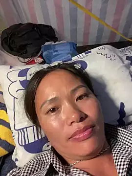 Snapshot of Xudaymin chatting on 09-21-25, 12:40 Xudaymin online show from 09-21-25, 12:40