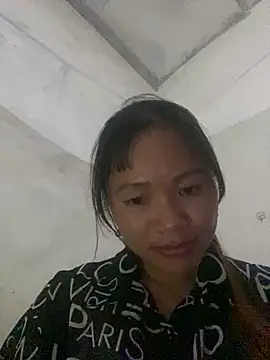 Snapshot of Xudaymin chatting on 10-04-25, 06:28 Xudaymin online show from 10-04-25, 06:28