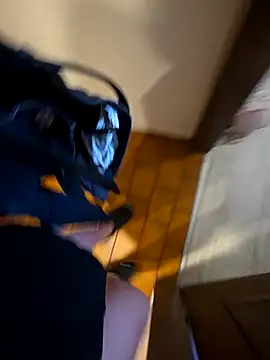 Snapshot of bigdicksklave chatting on 02-27-26, 10:04 bigdicksklave online show from 02-27-26, 10:04