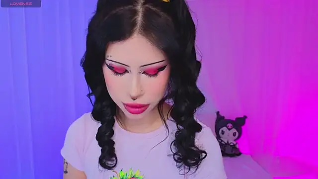 venomeowww   online show from 11-30-25, 04:16