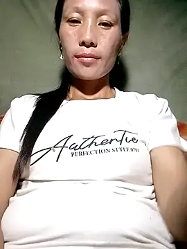 Snapshot of Lisa_pusy chatting on 10-06-25, 04:43 Lisa pusy online show from 10-06-25, 04:43