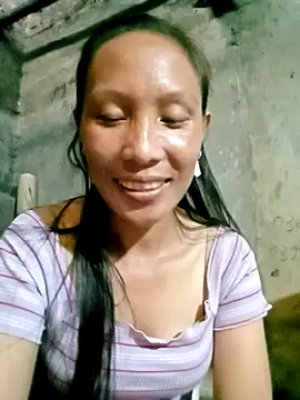 Snapshot of Lisa_pusy chatting on 10-20-25, 05:08 Lisa pusy online show from 10-20-25, 05:08