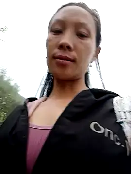 Snapshot of Lisa_pusy chatting on 10-24-25, 12:30 Lisa pusy online show from 10-24-25, 12:30