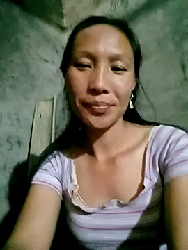 Snapshot of Lisa_pusy chatting on 11-20-25, 04:23 Lisa pusy online show from 11-20-25, 04:23