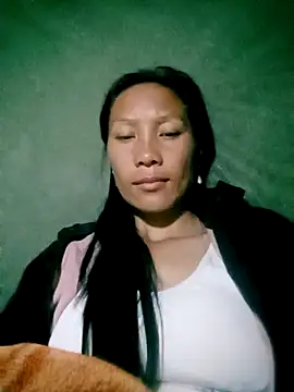 Snapshot of Lisa_pusy chatting on 11-24-25, 11:04 Lisa pusy online show from 11-24-25, 11:04