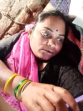 Snapshot of Soniya_jat chatting on 10-14-25, 09:10 Soniya jat online show from 10-14-25, 09:10