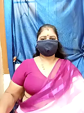 Snapshot of sushma26 chatting on 09-14-25, 04:55 sushma26 online show from 09-14-25, 04:55