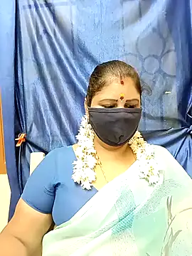 Snapshot of sushma26 chatting on 09-25-25, 07:56 sushma26 online show from 09-25-25, 07:56