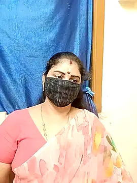Snapshot of sushma26 chatting on 10-17-25, 05:04 sushma26 online show from 10-17-25, 05:04