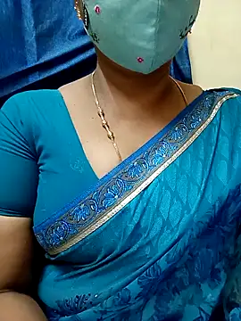Snapshot of sushma26 chatting on 06-18-26, 05:39 sushma26 online show from 06-18-26, 05:39