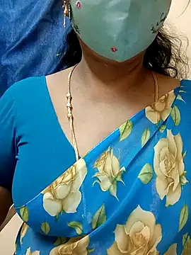Snapshot of sushma26 chatting on 07-07-26, 06:47 sushma26 online show from 07-07-26, 06:47