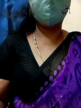 Snapshot of sushma26 chatting on 07-21-26, 05:32 sushma26 online show from 07-21-26, 05:32