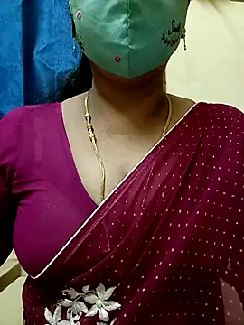 Snapshot of sushma26 chatting on 07-23-26, 04:10 sushma26 online show from 07-23-26, 04:10