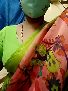 Snapshot of sushma26 chatting on 07-25-26, 06:16 sushma26 online show from 07-25-26, 06:16