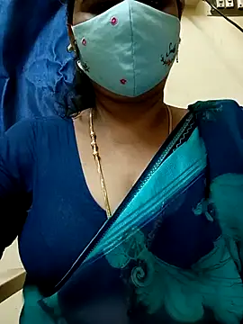 Snapshot of sushma26 chatting on 07-28-26, 06:20 sushma26 online show from 07-28-26, 06:20