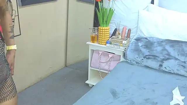 CaramelNatashaxx online show from 09-13-25, 05:07